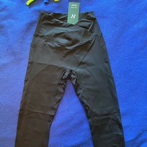 Halara crossover leggings size small